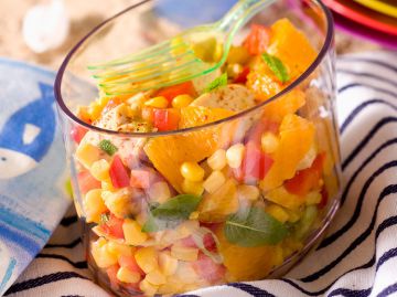 Salade de poulet au curry, à l’orange et à la menthe
