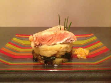 Pavé de saumon, Agata écrasée au beurre d'orange, poêlée de courgettes