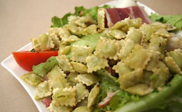 Salade de ravioles frites
