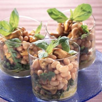 Salade de haricots coco moules et basilic