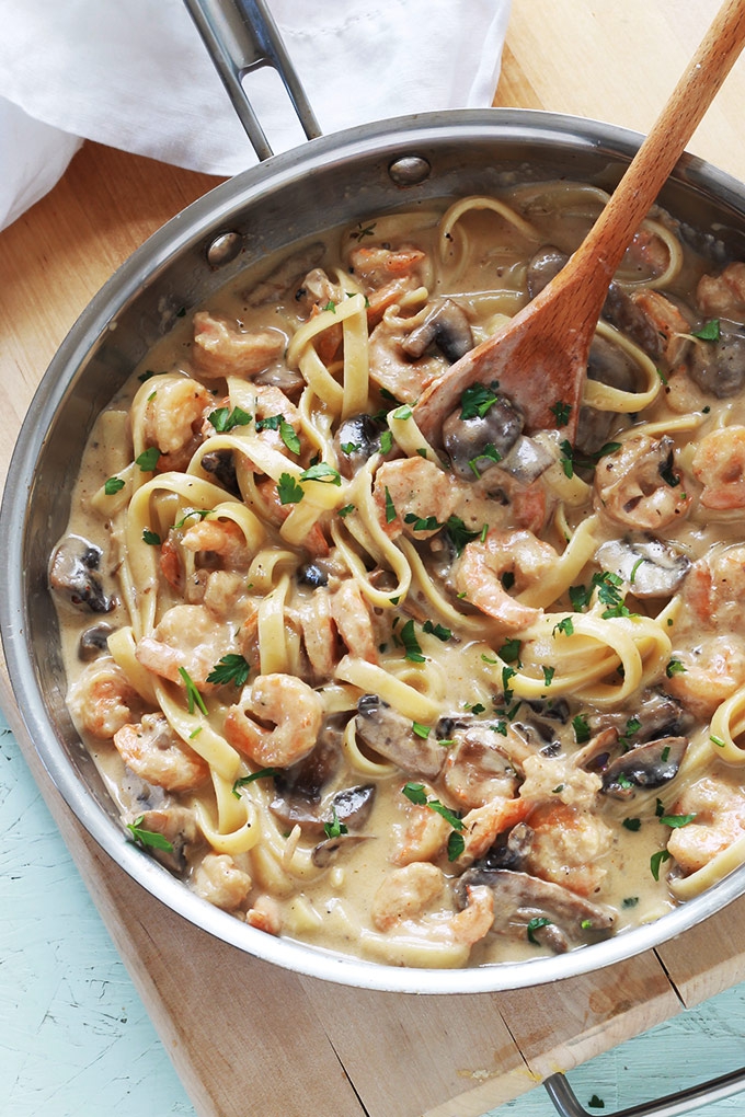 Pâtes aux crevettes et champignons, recette rapide