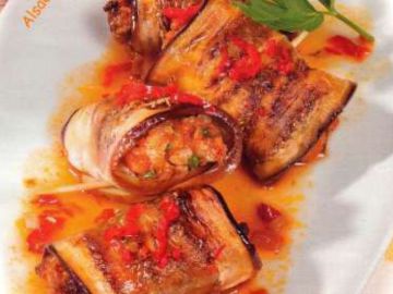 Rouleaux d'aubergines au boeuf haché
