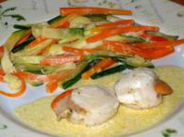 Noix de Saint-Jacques aux petits légumes