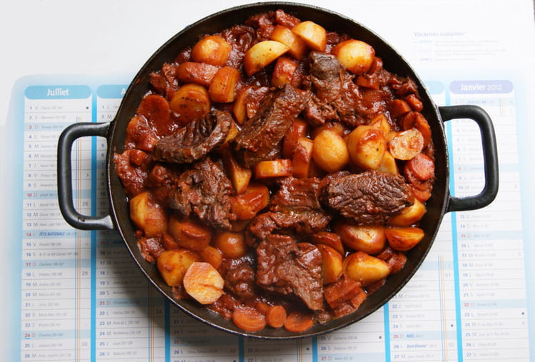 Boeuf bourguignon aux carottes et aux pommes de terre - Cookeo (ER)