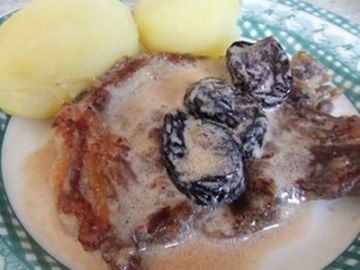 Côtes de porc aux pruneaux 
