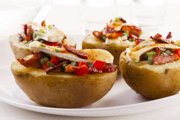Pomme de terre farcie au bacon et camembert