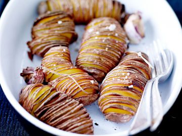 Pommes de terre en éventail