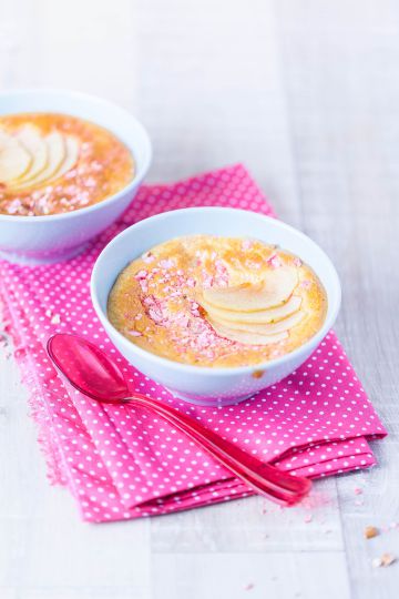 Gratin soufflé aux pommes et pralines roses