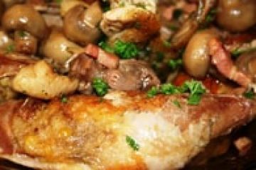 Pintade braisée aux lardons