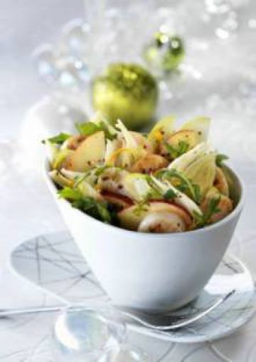 Salade aux coquilles de Saint-Jacques, pommes et fenouil