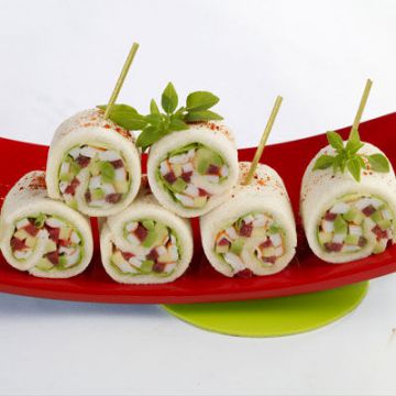 Roulés à l'avocat et surimi
