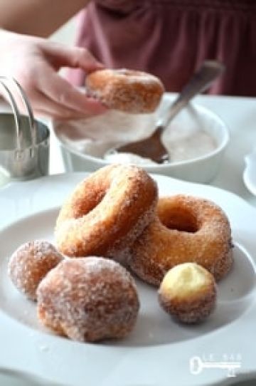 Donuts à la cannelle