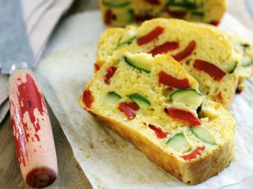 Cake courgettes et poivrons