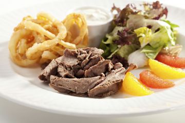 Sauté d'agneau et pamplemousse rose au persil
