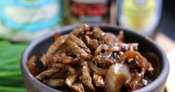 Boeuf sauté aux oignons: recette chinoise