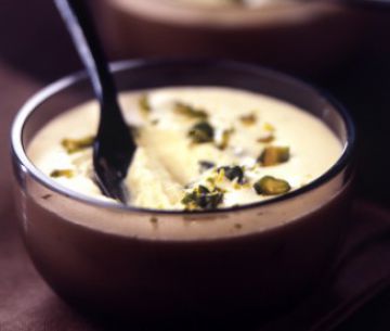 Bavarois au chocolat blanc à la pistache