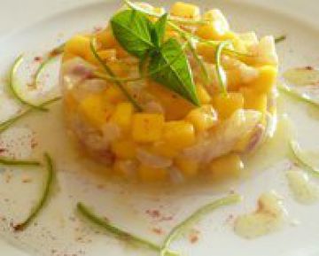 Tartare de daurade et mangue à l'huile de vanille