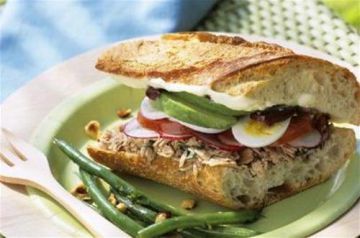 Sandwich à la niçoise