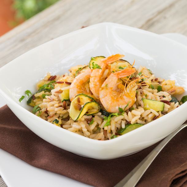 Riz épicé aux gambas et courgettes