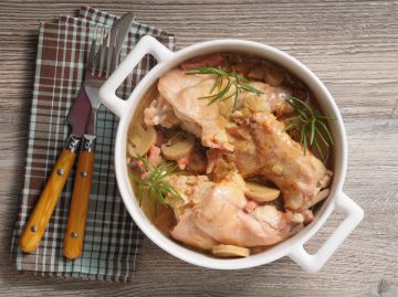 Lapin à la normande