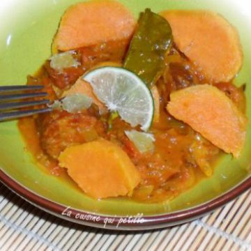 Rougail de saucisse et ses patates douces, ile de la réunion