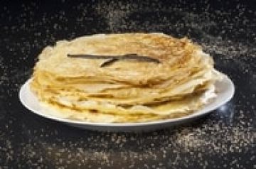 Crêpes sans grumeaux parfumées au sucre vanillé