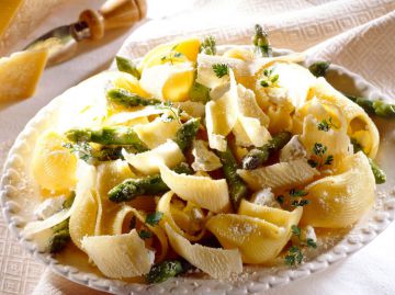 Pâtes aux asperges et parmesan
