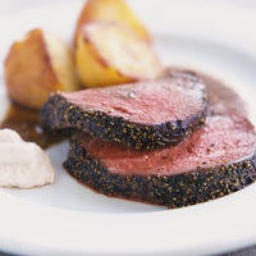Rôti de boeuf à la cocotte et gratin de pommes de terre au parmesan