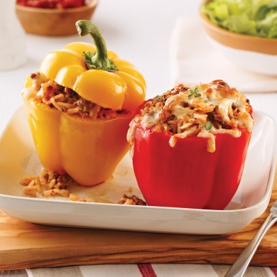 Poivrons farcis au boeuf, yogourt et tomates séchées