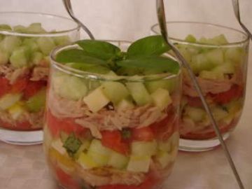Tartare de tomates, concombre et thon