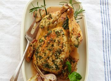 Poulet farci aux pommes et aux boudins