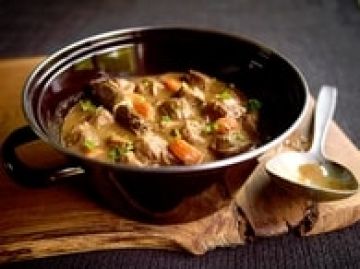 Cocotte d’agneau à la bière brune et aux spéculoos