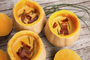 Veloutés de mini-potimarrons au bacon