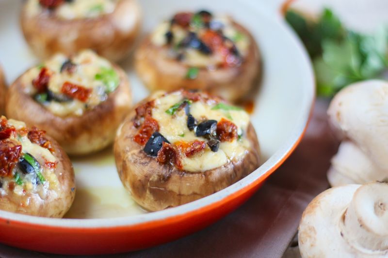 Champignons farcis à l'italienne