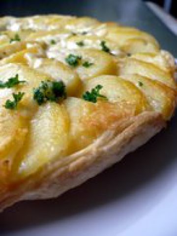 Tatin de pommes de terre au cantal