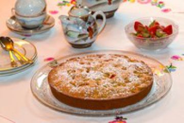 Moelleux fraises et rhubarbe