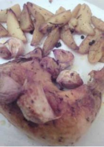Poulet à l'ail confit et ses pommes de terres