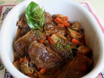 Joues de porc en daube