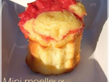 Mini-moelleux au chocolat blanc, coeur fraise