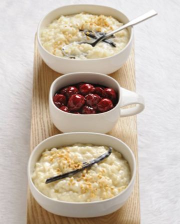 Riz au lait, sauce cerises