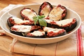 Aubergines à la sauce tomate et mozzarella