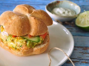 Burger de saumon & sauce coriandre