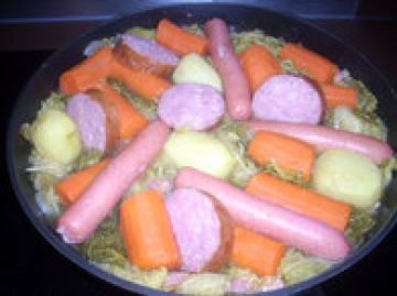 Chou vert et saucisse de Morteau