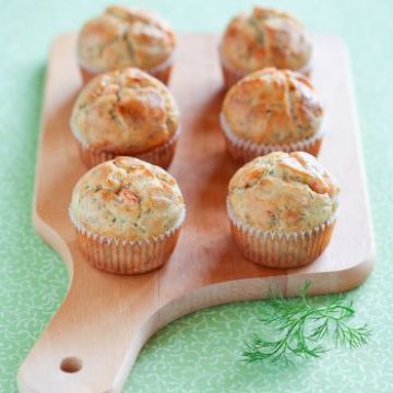 Petits cakes au saumon fumé et à l'aneth