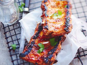 Travers de porc, sauce barbecue