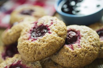 Biscuits à la confiture de cerises