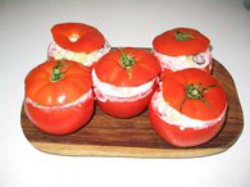 Tomates farcies au concombre