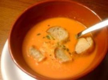 Velouté de tomates à l'italienne