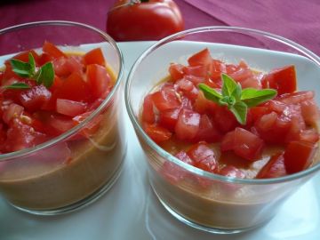 Mousse légère à la tomate